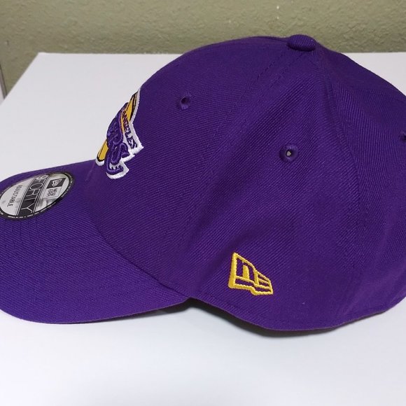 Los Angeles Lakers adjustable cap - Picture 2 of 4